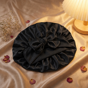 Bonnet de nuit Lunae en satin noir